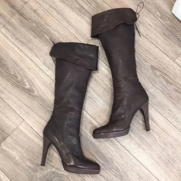 RARE Stuart Weitzman Lace Up Boots! - Picture 3 of 8